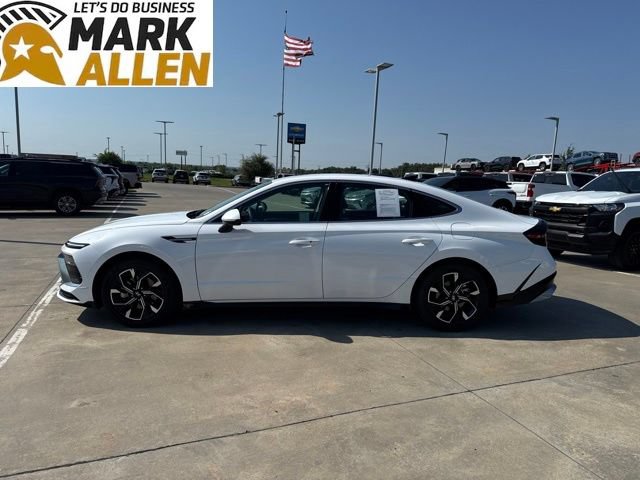 Used 2025 Hyundai Sonata SEL FWD image 3