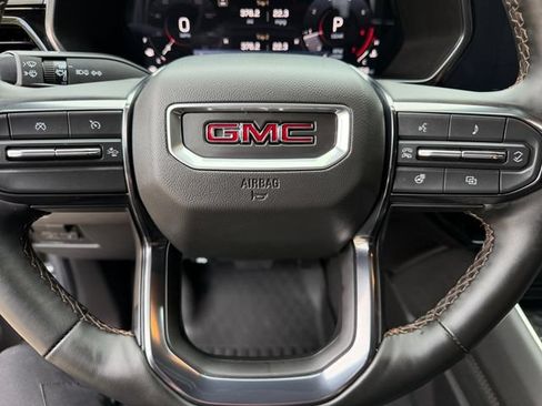 Used 2025 GMC Canyon AT4 w/ Technology Plus Package AWD/4WD image 23