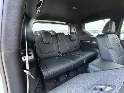 New 2026 INFINITI QX80 Autograph w/ Autograph Exterior Package AWD/4WD image 19