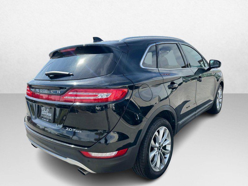 Used 2017 Lincoln MKC Select w/ Select Plus Package AWD/4WD image 5