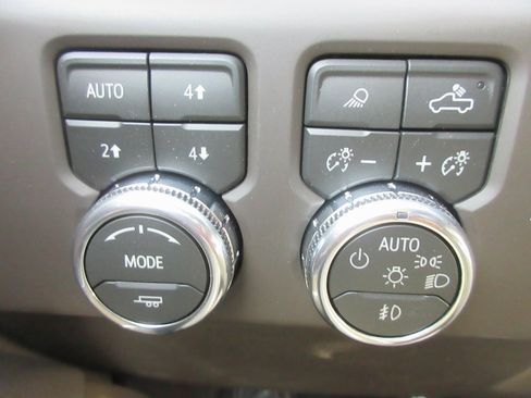 New 2026 GMC Sierra 1500 Denali w/ Denali Reserve Package image 18