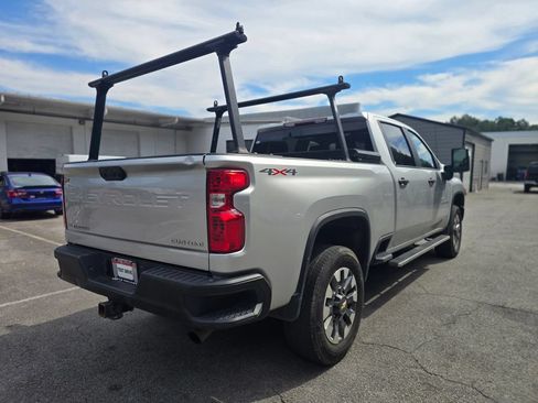 Used 2022 Chevrolet Silverado 2500 Custom w/ Custom Value Package AWD/4WD image 8