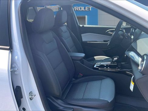 New 2026 Chevrolet Trax LT w/ Driver Confidence Package FWD image 11
