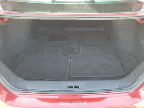 Certified 2021 Nissan Sentra SR image 12