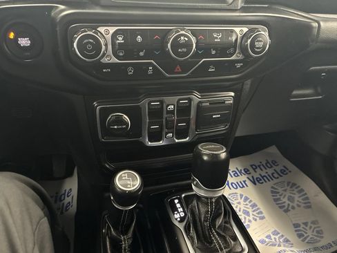 Used 2021 Jeep Gladiator Overland w/ Popular Equipment Package AWD/4WD image 33