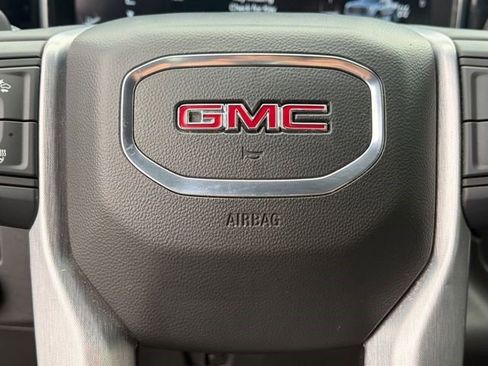 Certified 2023 GMC Sierra 1500 Elevation w/ Elevation Premium Package image 6