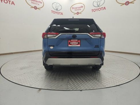 Used 2024 Toyota RAV4 XSE AWD/4WD image 7