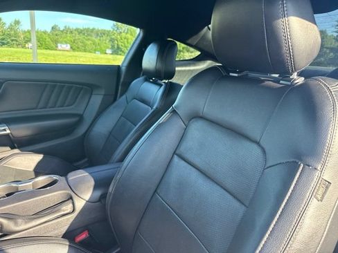 Used 2020 Ford Mustang GT Premium w/ Black Accent Package RWD image 16