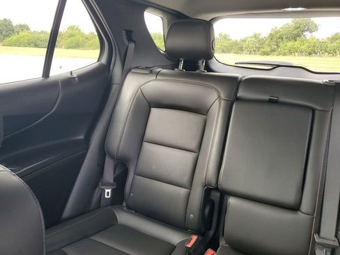 Used 2020 Chevrolet Equinox Premier w/ Premier Redline Edition image 12