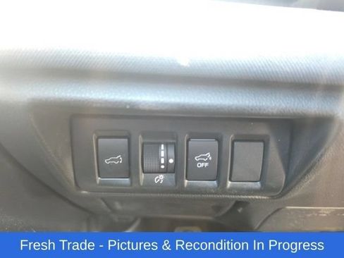 Used 2020 Subaru Outback Premium AWD/4WD image 16