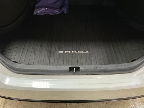 Used 2025 Toyota Camry XLE image 22