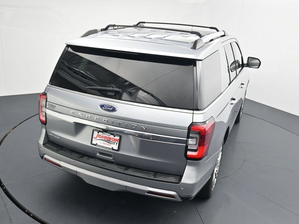 Used 2024 Ford Expedition Limited AWD/4WD image 31