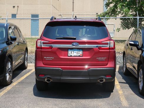 Used 2024 Subaru Ascent Limited AWD/4WD image 4