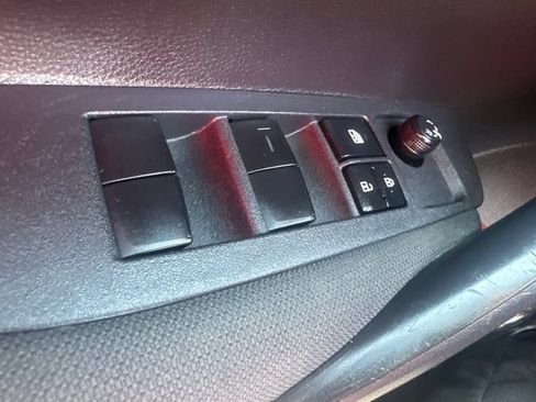 Used 2024 Toyota Corolla LE FWD image 19