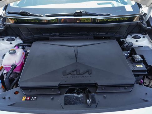 Used 2024 Kia Niro Wave FWD image 29
