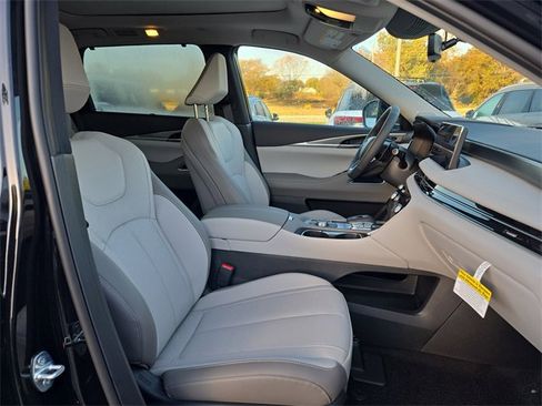 New 2026 INFINITI QX60 Luxe w/ Cargo Package image 19