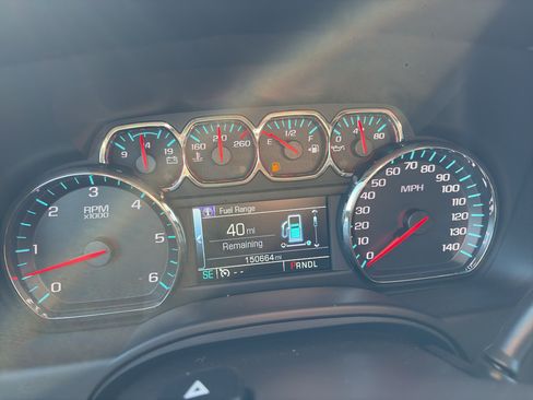 Used 2017 Chevrolet Tahoe LT RWD image 14