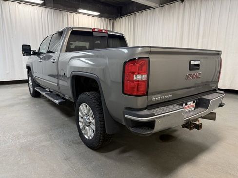 Used 2017 GMC Sierra 2500 SLT w/ Duramax Plus Package image 6