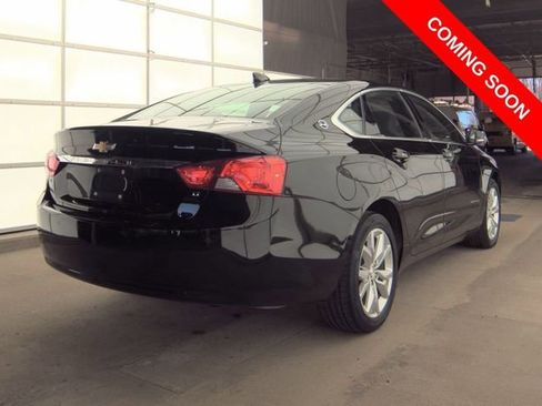 Used 2018 Chevrolet Impala LT w/ LT Leather Package FWD image 2