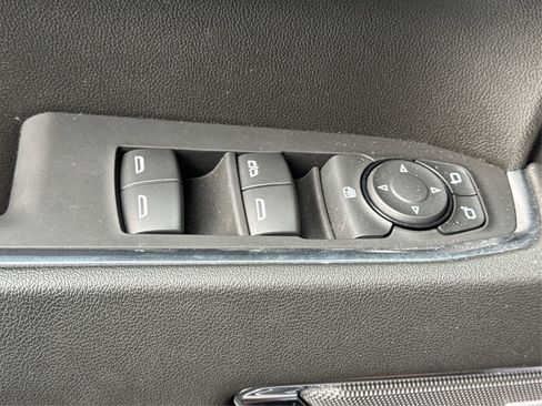 Used 2024 Chevrolet Silverado 1500 LT Trail Boss w/ LT Trail Boss Premium Package image 36