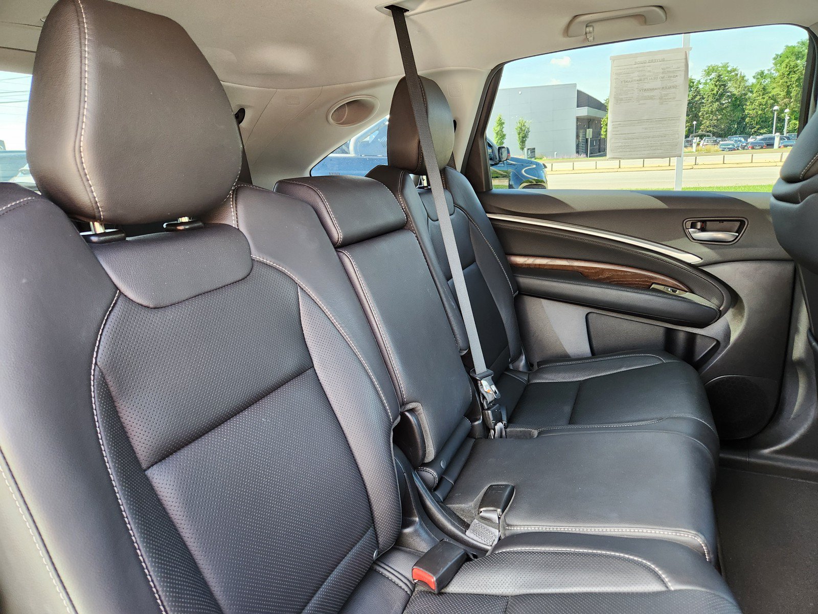 Used 2020 Acura MDX w/ Technology Package AWD/4WD image 16