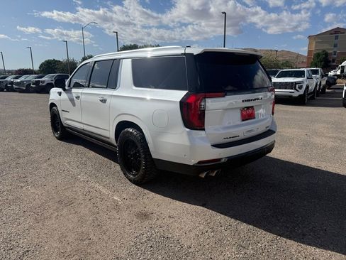 Used 2025 GMC Yukon XL Denali Ultimate AWD/4WD image 7