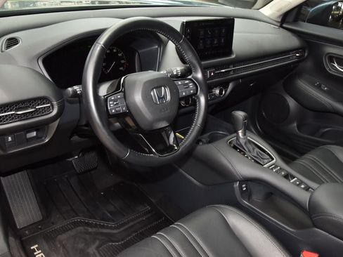 Used 2025 Honda HR-V EX-L image 32