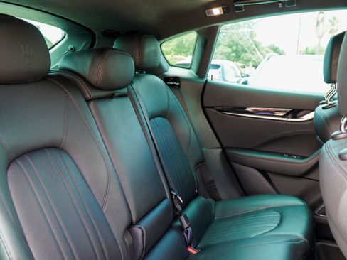 Used 2019 Maserati Levante S image 22