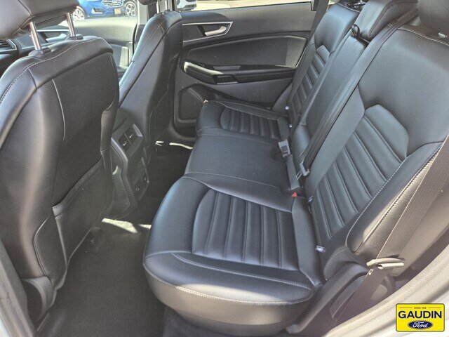 Certified 2024 Ford Edge SEL w/ Convenience Package AWD/4WD image 12