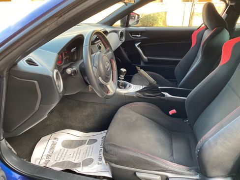 Used 2016 Scion FR-S image 30