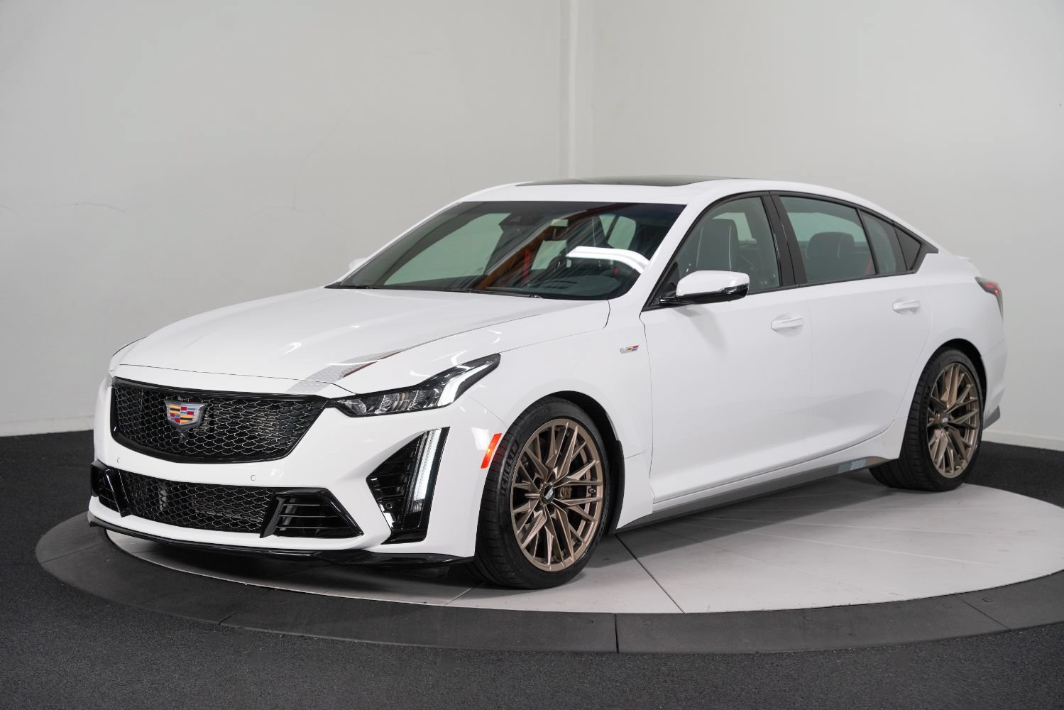 Used 2023 Cadillac CT5 V Blackwing w/ LPO, Bronce Accent Package RWD image 6