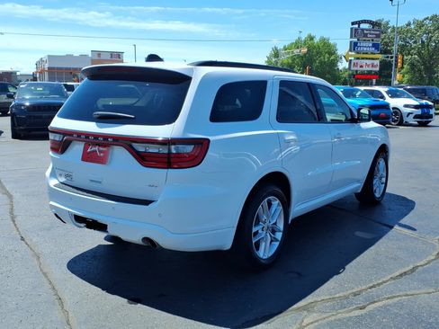 Used 2024 Dodge Durango GT AWD/4WD image 4