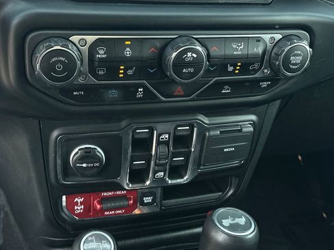 Used 2023 Jeep Wrangler Unlimited Rubicon 4xe w/ Cold Weather Group image 27