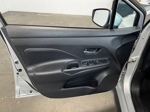 Used 2023 Nissan Versa SV FWD image 24