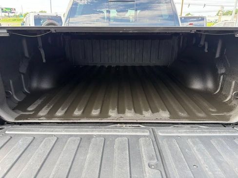 Used 2024 RAM 1500 Limited AWD/4WD image 10