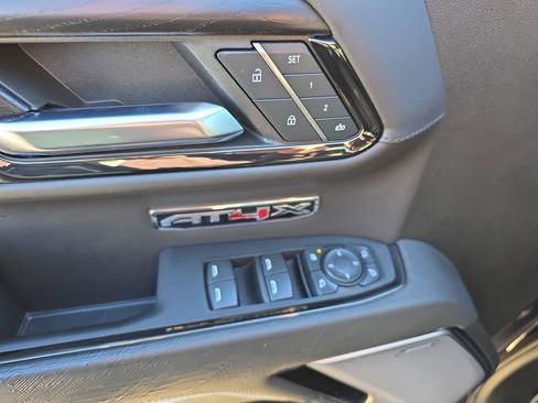 Used 2024 GMC Sierra 1500 AT4X image 21