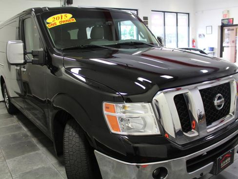 Used 2015 Nissan NV 3500 SL w/ Technology Package RWD image 3