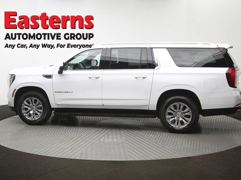 Used 2025 GMC Yukon XL Denali AWD/4WD image 64