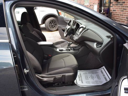 Used 2020 Chevrolet Malibu LS FWD image 29