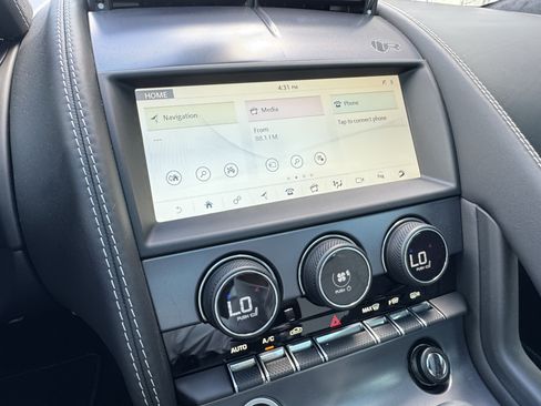 Certified 2022 Jaguar F-TYPE R AWD/4WD image 18