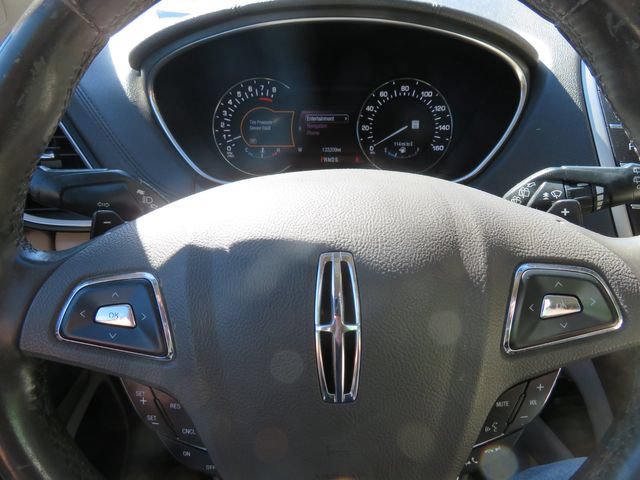 Used 2016 Lincoln MKX Select w/ Select Plus Package FWD image 22