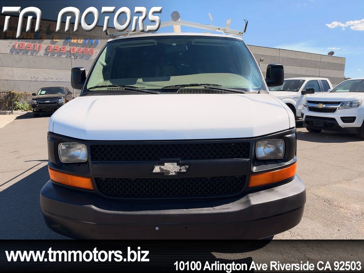 Used 2007 Chevrolet Express 2500 RWD image 2