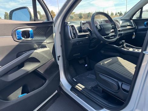 New 2026 Kia Sorento LX image 14