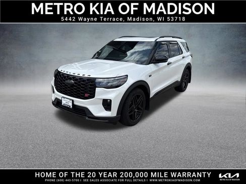 Used 2025 Ford Explorer ST w/ Sun And Sound Package AWD/4WD image 3