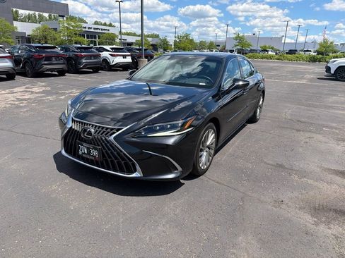 Used 2022 Lexus ES 350 Ultra Luxury w/ Accessory Package 2 FWD image 8