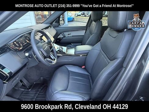 Used 2025 Land Rover Range Rover Sport SE image 13