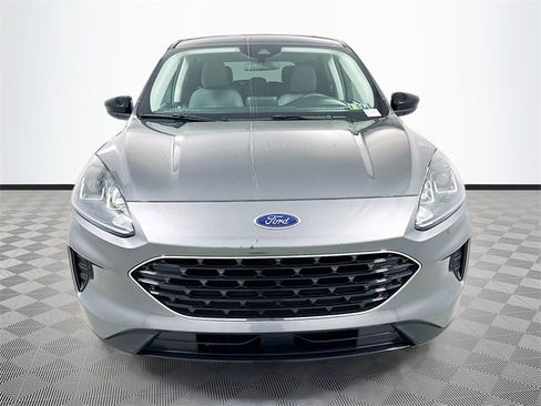 Certified 2022 Ford Escape SE w/ SE Sport Appearance Package image 2