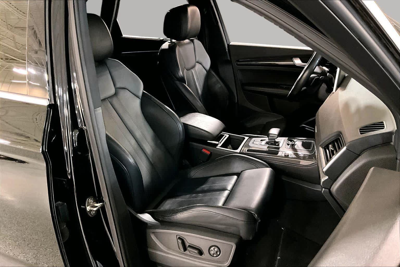 Used 2018 Audi SQ5 Prestige AWD/4WD image 9