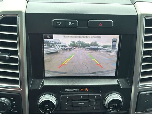 Used 2015 Ford F150 Platinum w/ FX4 Off-Road Package AWD/4WD image 33