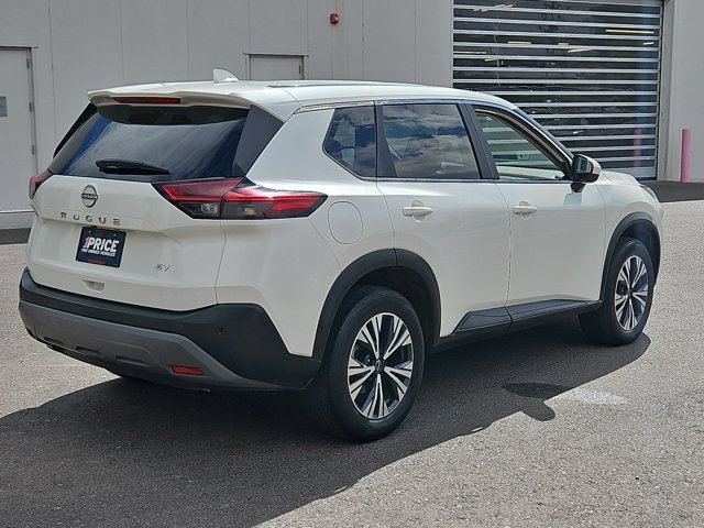 Used 2023 Nissan Rogue SV FWD image 5